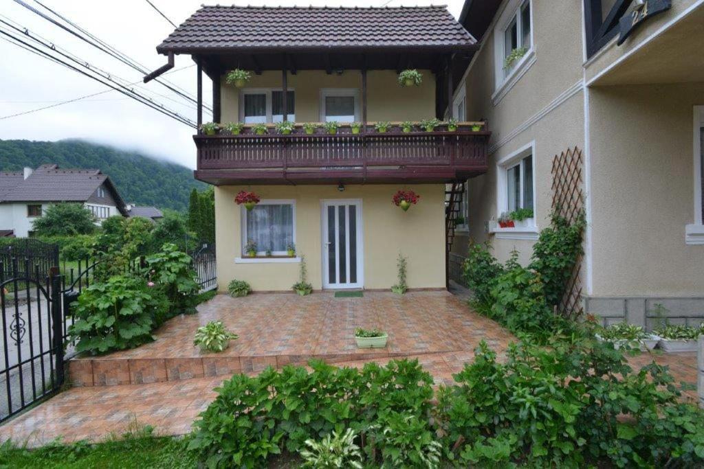 Casa Georgeta Guest House บราน ภายนอก รูปภาพ