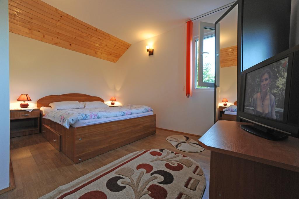 Casa Georgeta Guest House บราน ภายนอก รูปภาพ